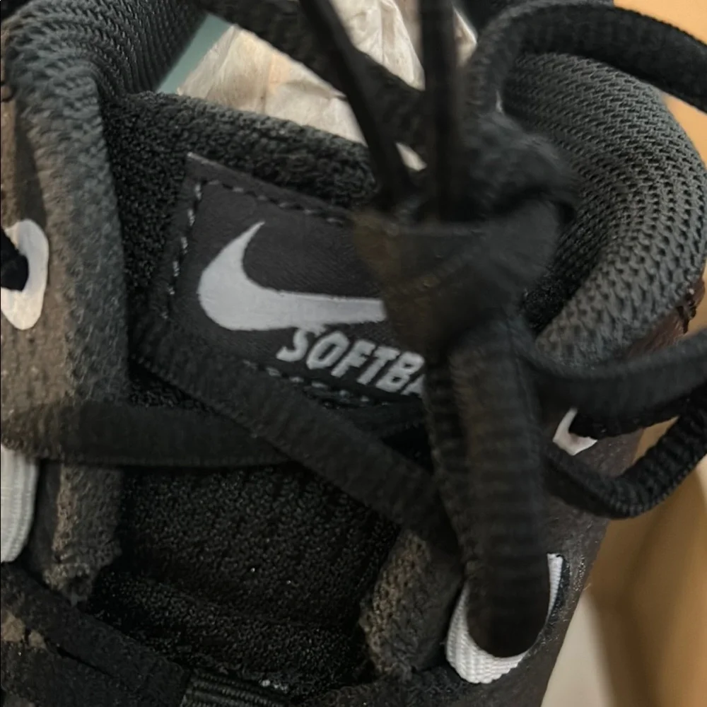 Nike Renew Women's Metal Softball Cleats Black Grey White Low Cut 9.5
